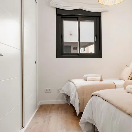 Luxury Centro Del Sol 아파트 에스테포나